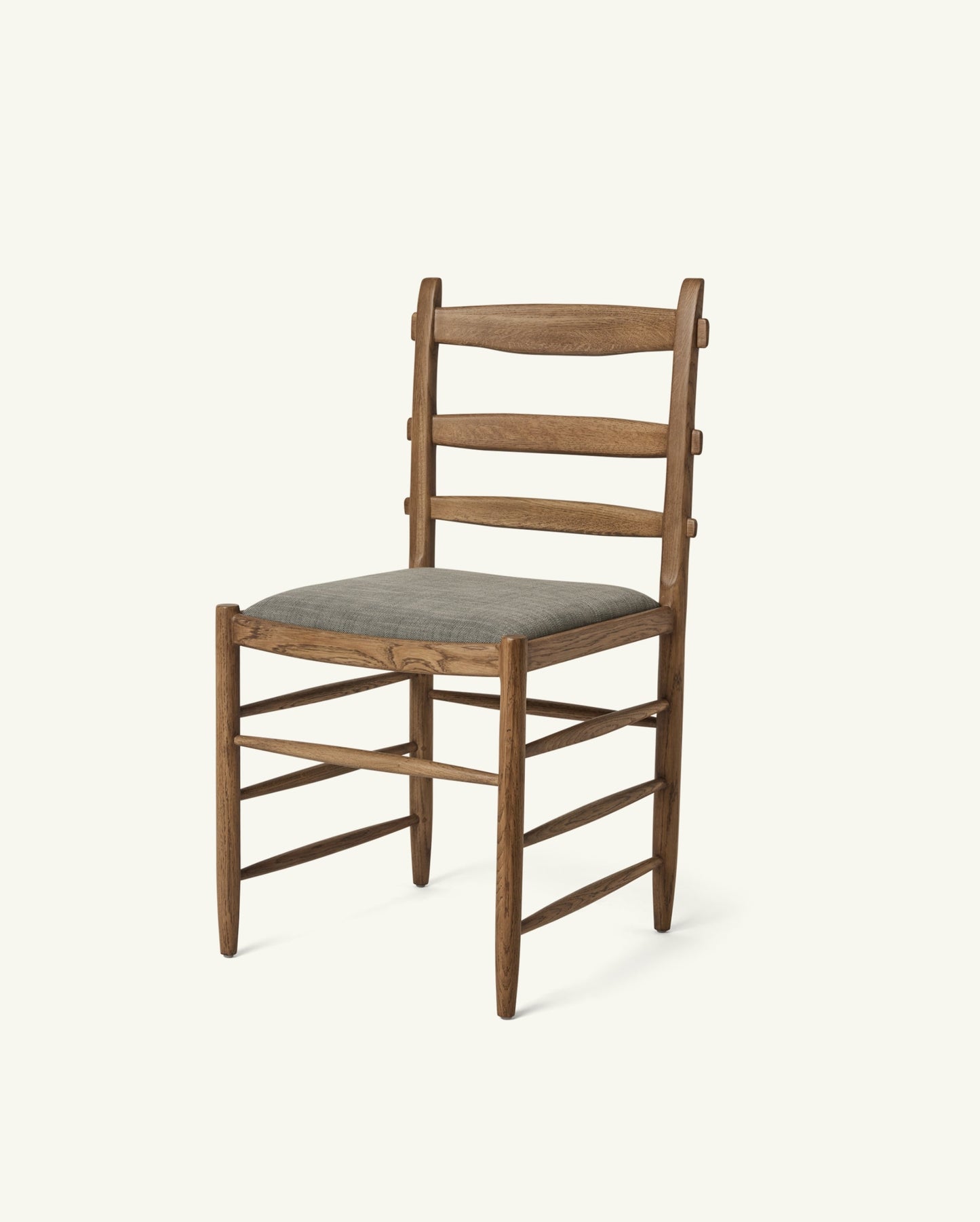 Tiga Dining Chair
