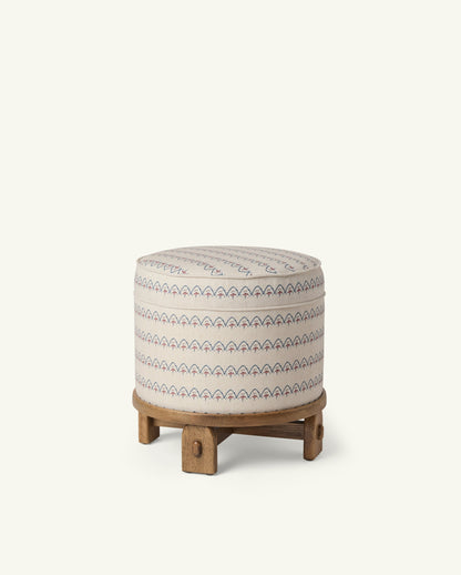 Yara Pouf in Neutral Arches